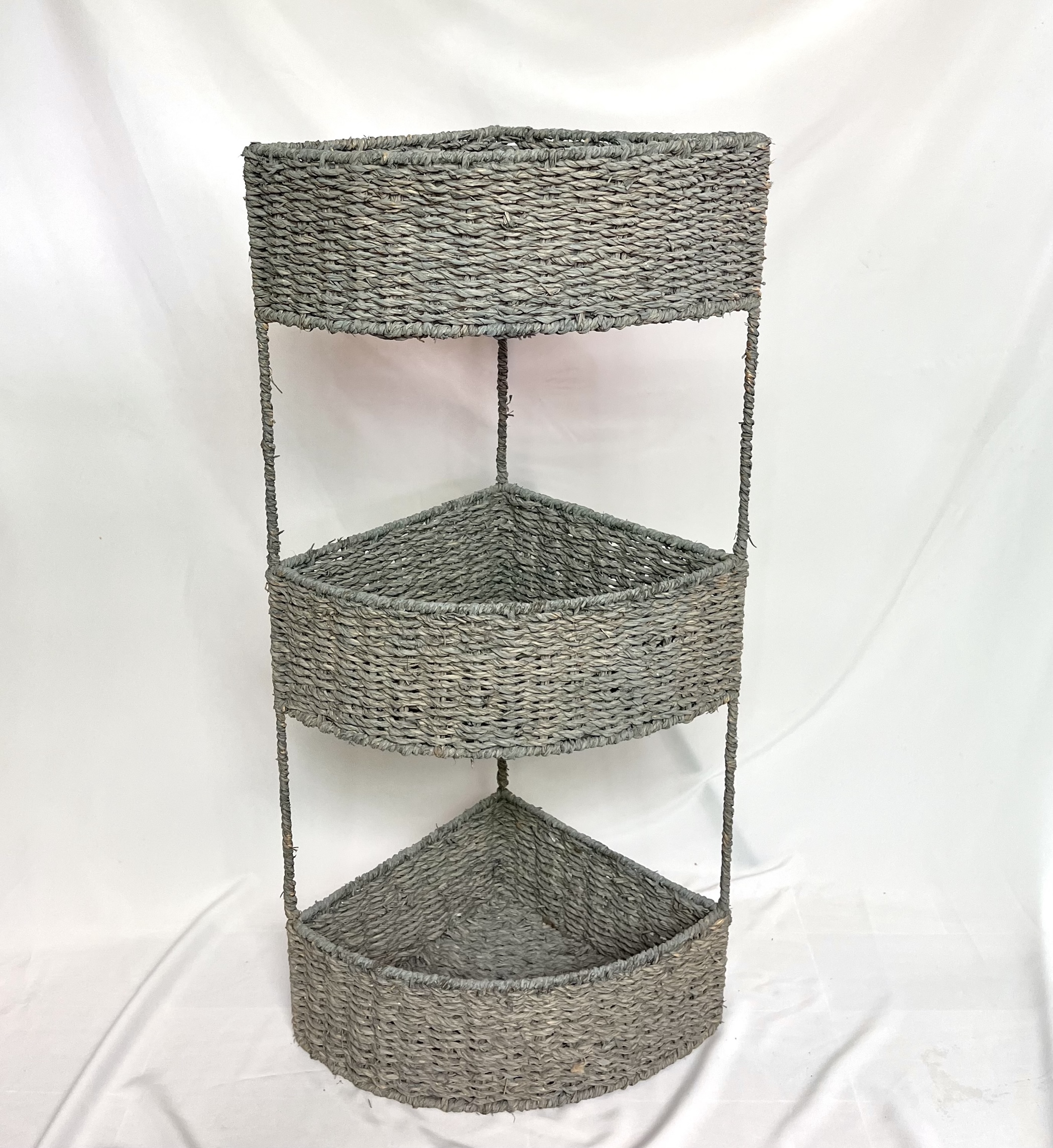 3-Tier Seagrass Shelf - Gray