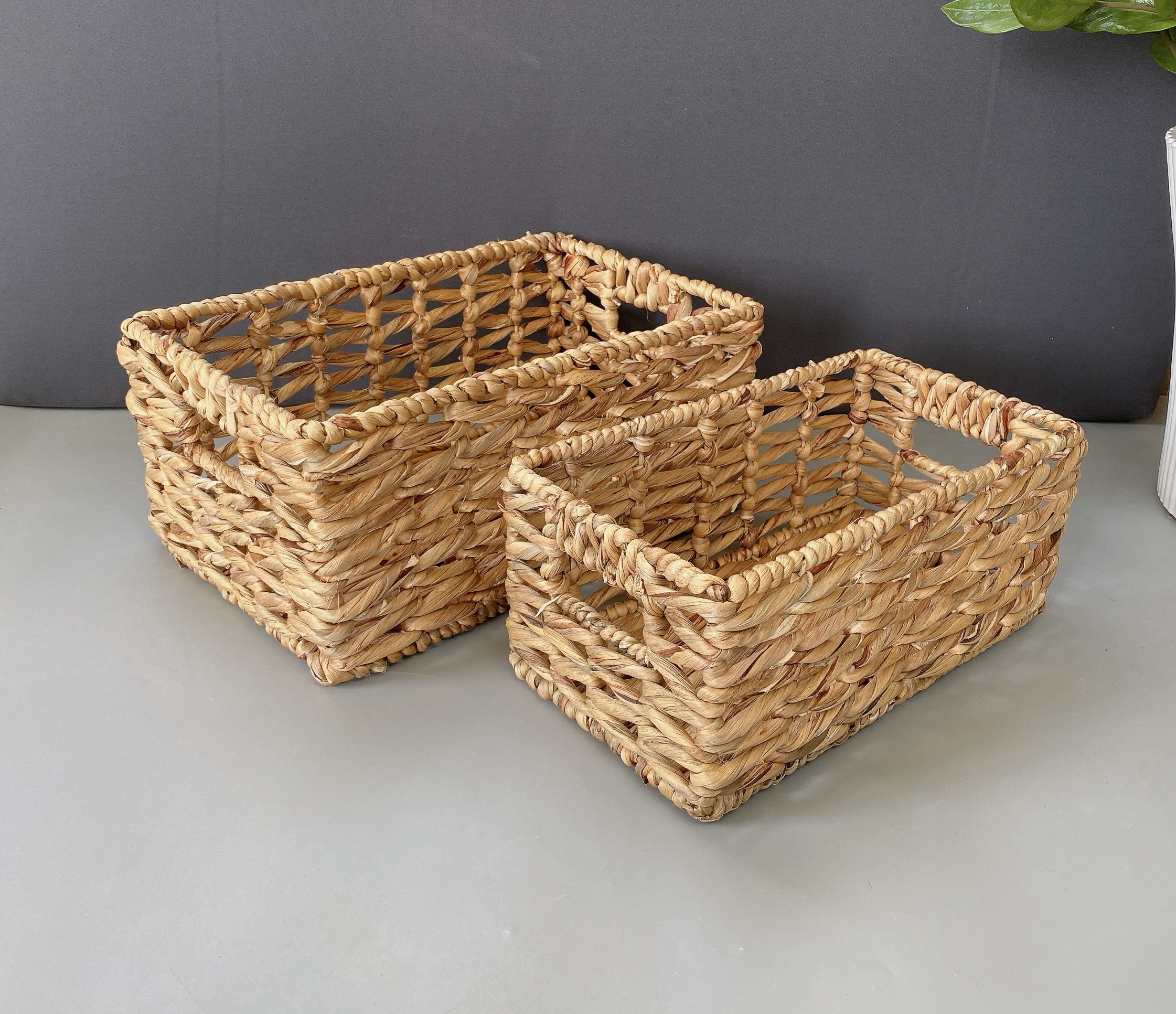 Set of 2 Hyacinth Baskets, Hole Handle