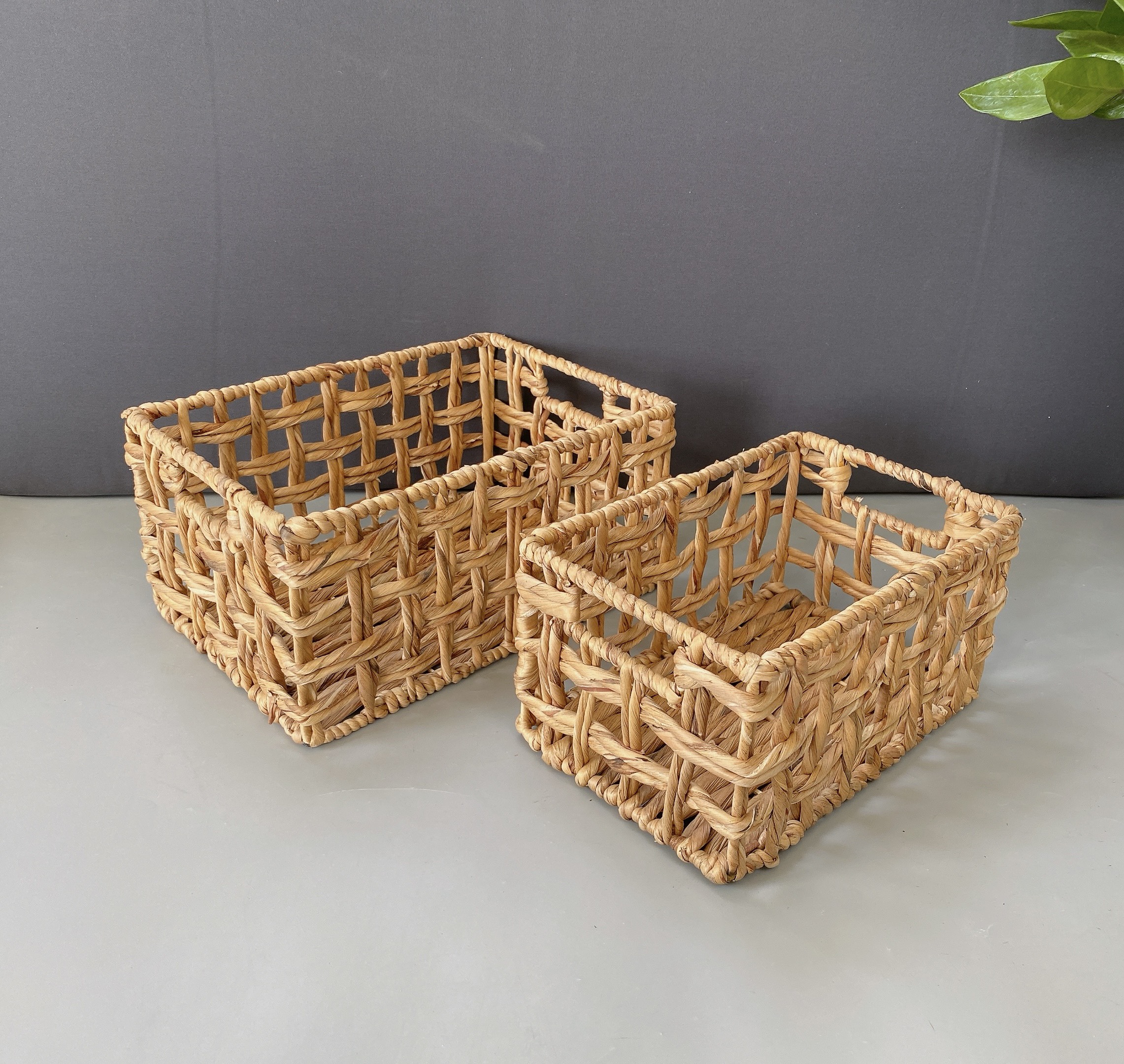 Set of 2 Hyacinth Baskets, Hole Handle